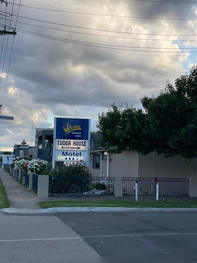 Shepparton Motor Inn Tudor House Motel Екстер'єр фото